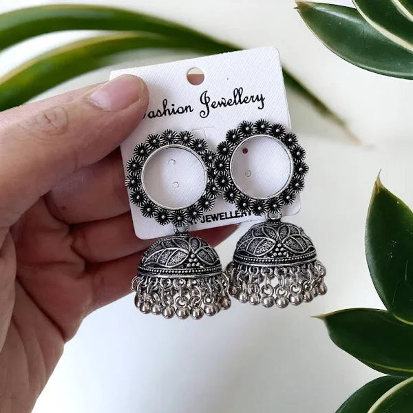 SOE04 - Silver Flower Stud Jhumka